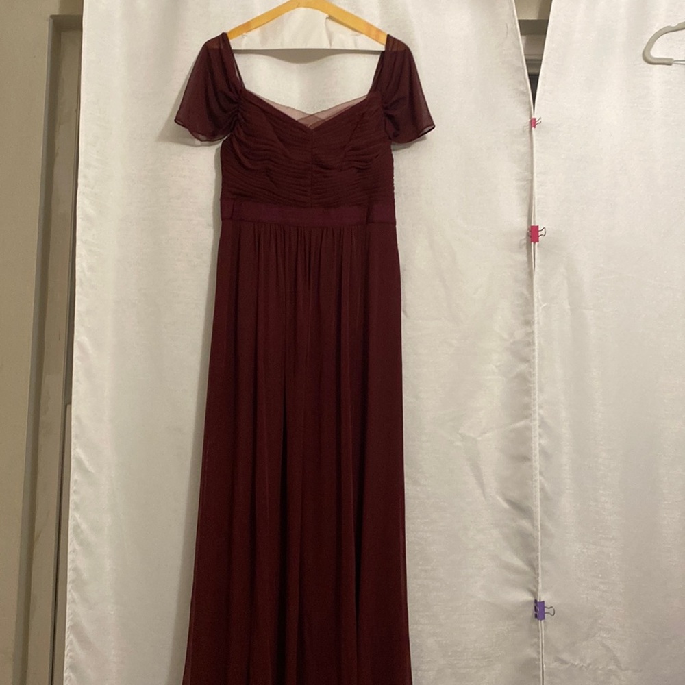 Full length, spaghetti strap with sheer fabric off shoulder, size 4